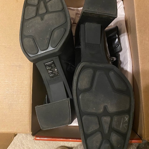 Vagabond Edwina square toe boot - Picture 2 of 4